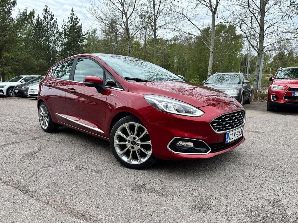 Ford Fiesta 2018 Punainen