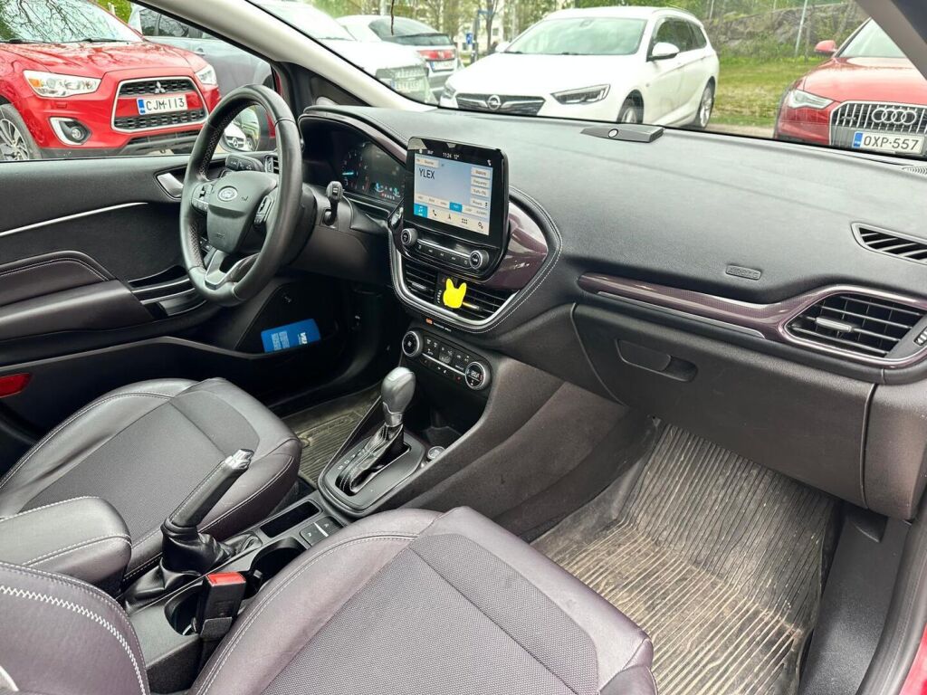 Ford Fiesta 2018 Punainen