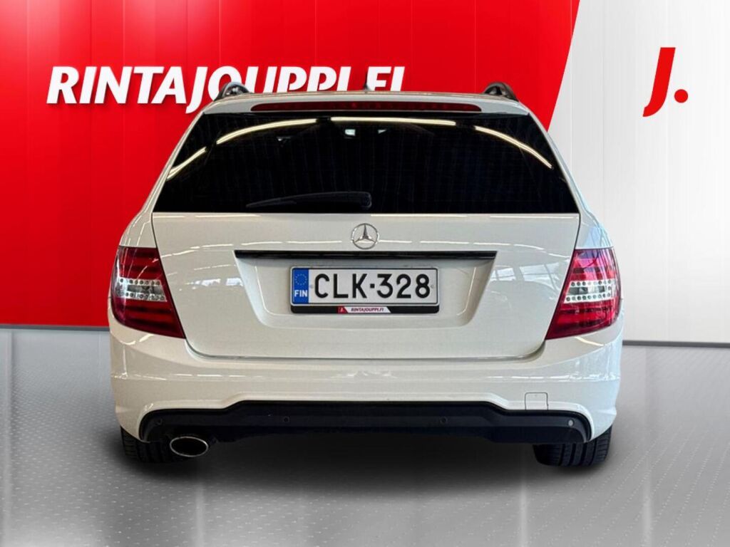 Mercedes-Benz C 2011 Valkoinen