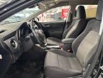Toyota Auris 2018 Musta