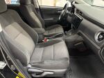 Toyota Auris 2018 Musta