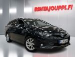 Toyota Auris 2018 Musta