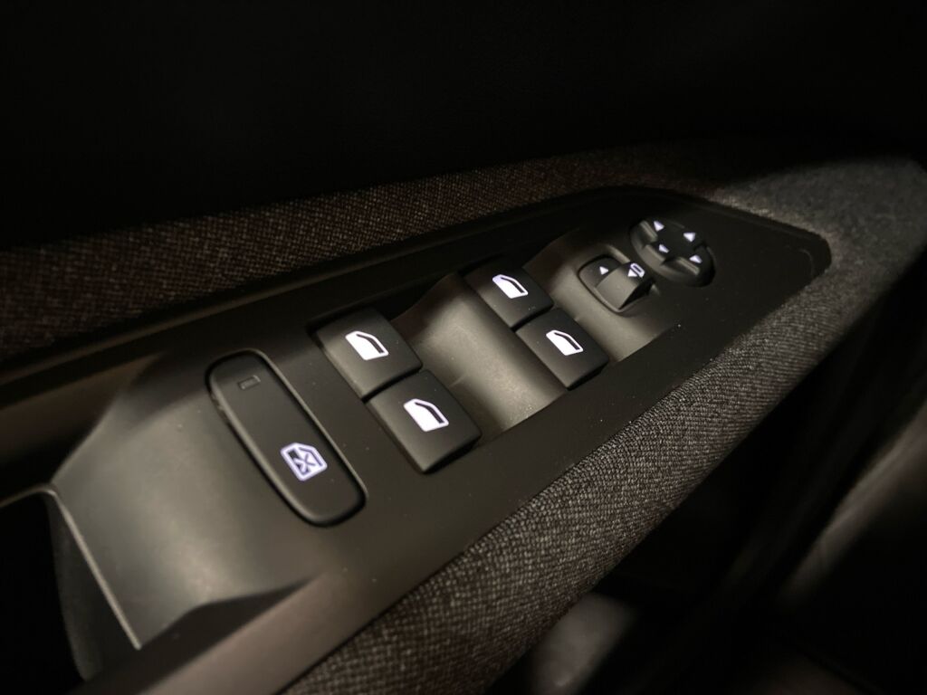 Peugeot 3008 2018 Ruskea (beige)