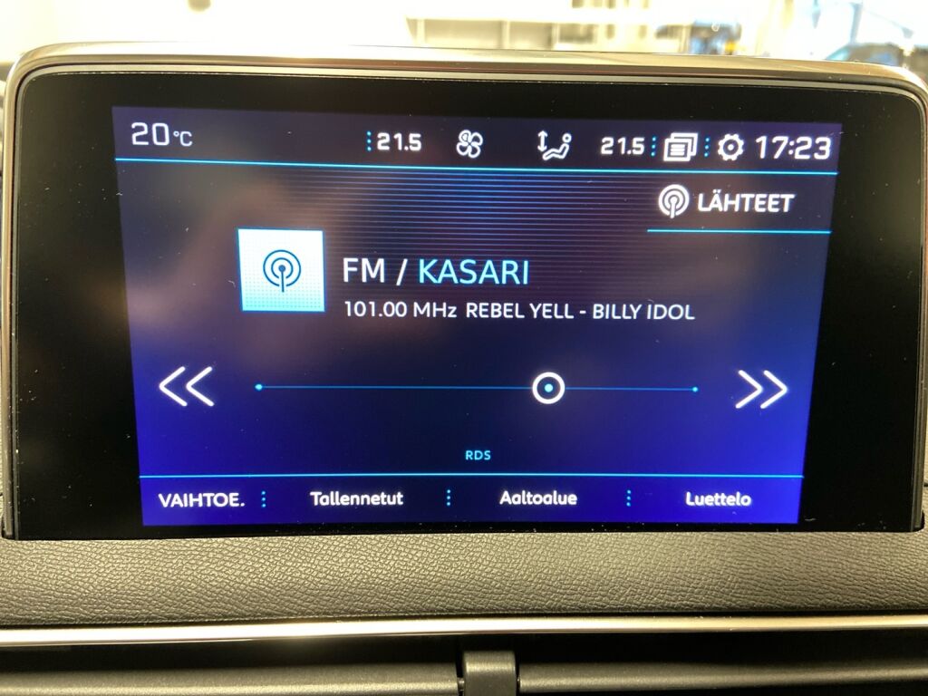 Peugeot 3008 2018 Ruskea (beige)