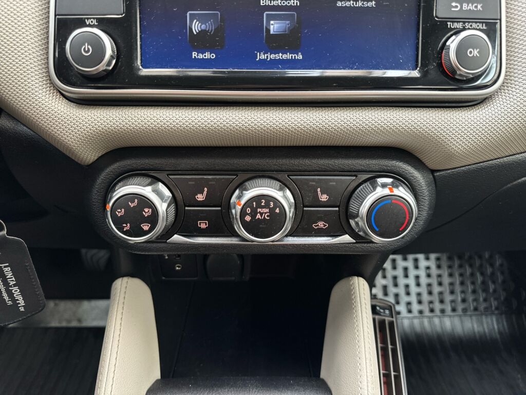 Nissan Micra 2018 Musta