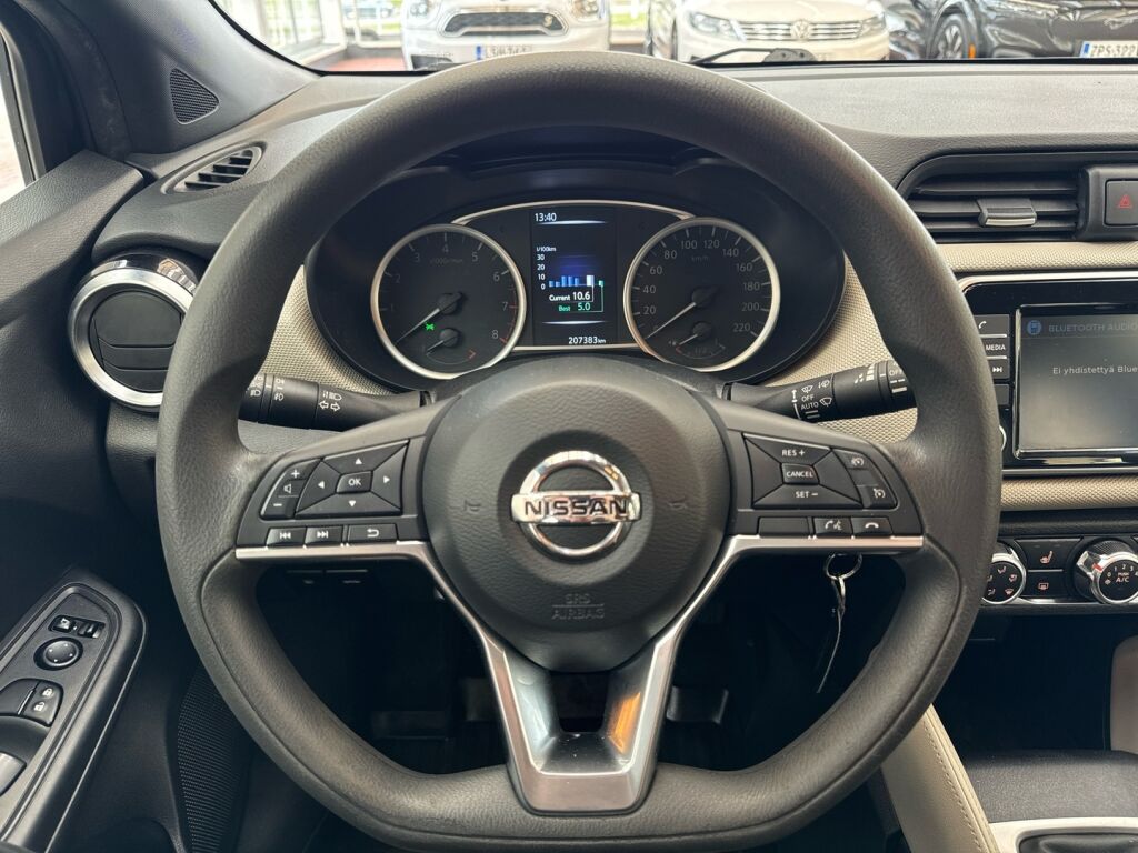 Nissan Micra 2018 Musta