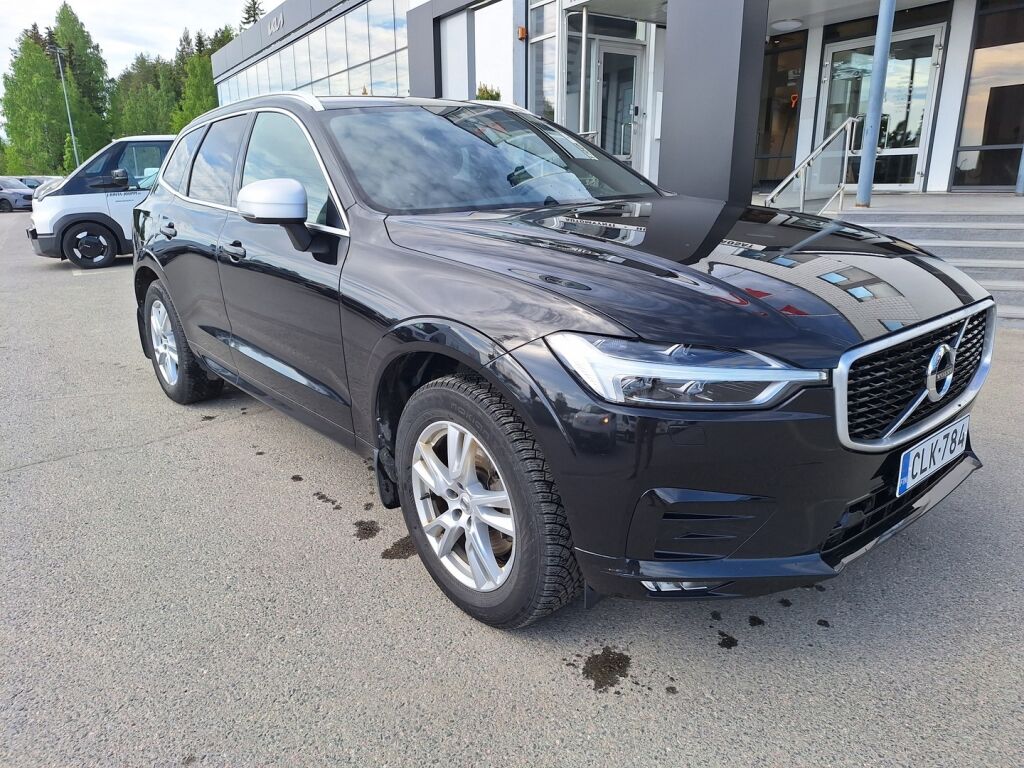 Volvo XC60 2018 Musta