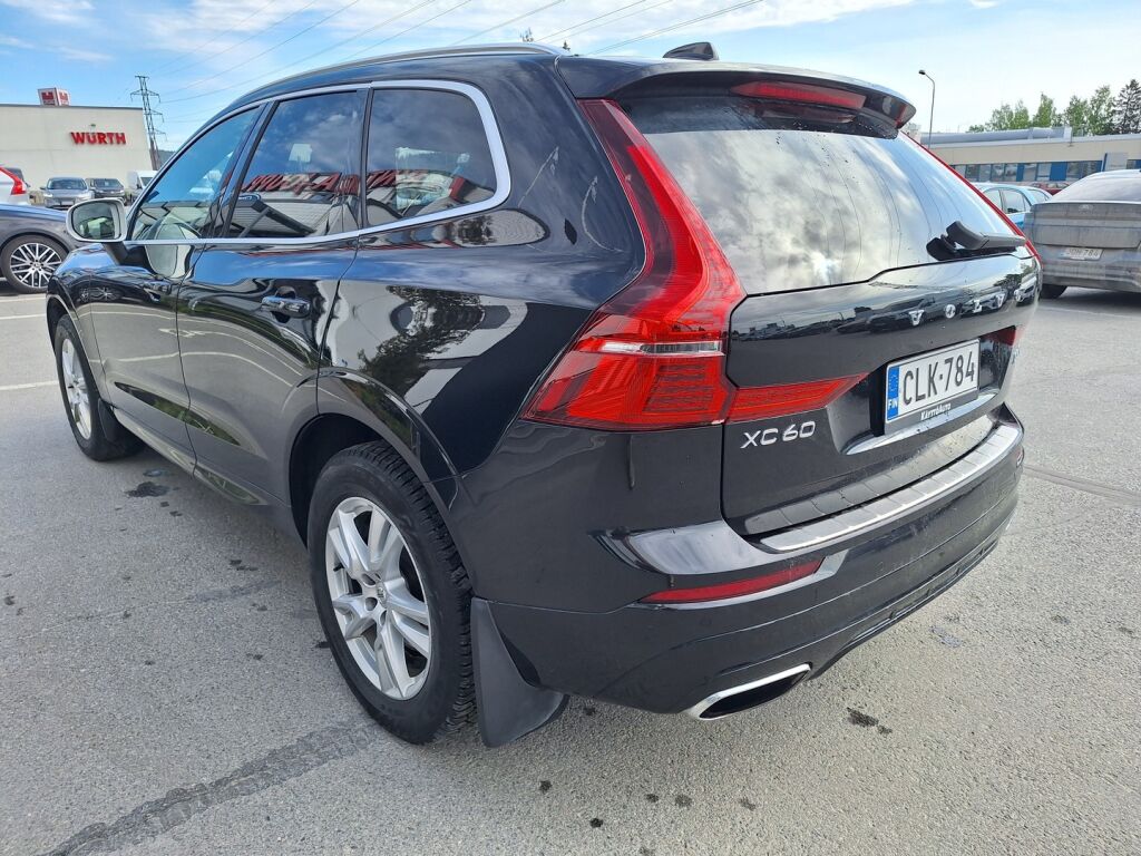 Volvo XC60 2018 Musta