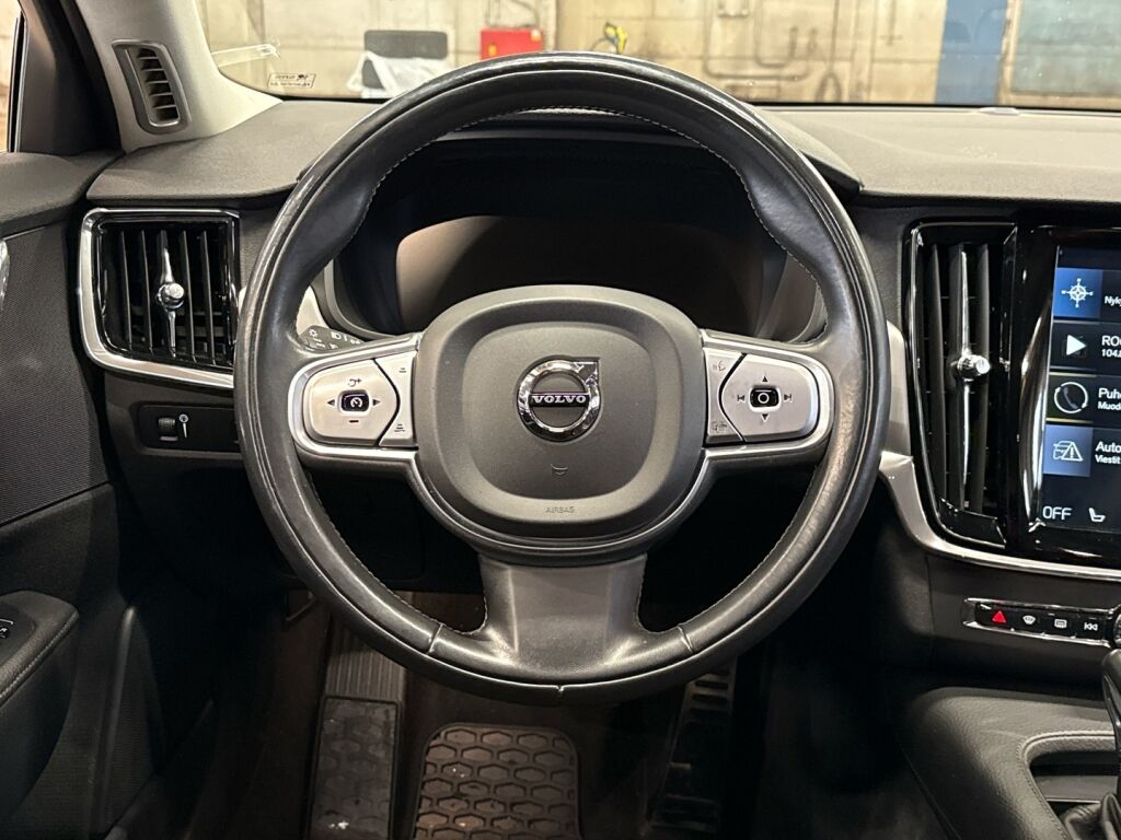 Volvo S90 2018 Harmaa