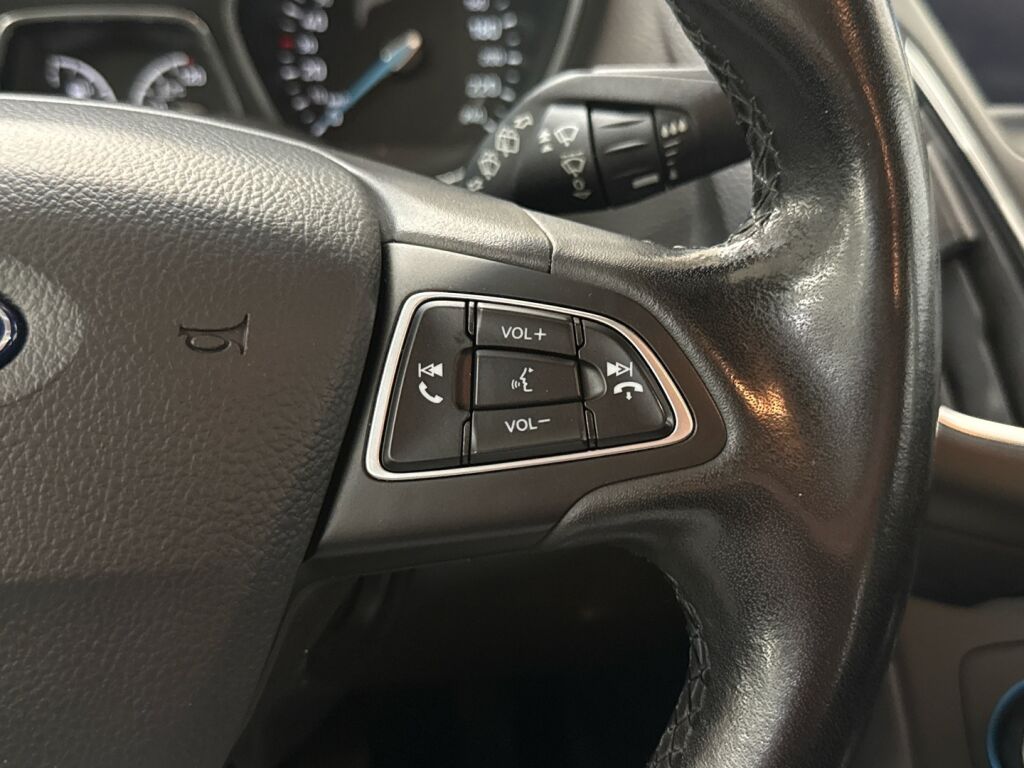 Ford Focus 2018 Harmaa