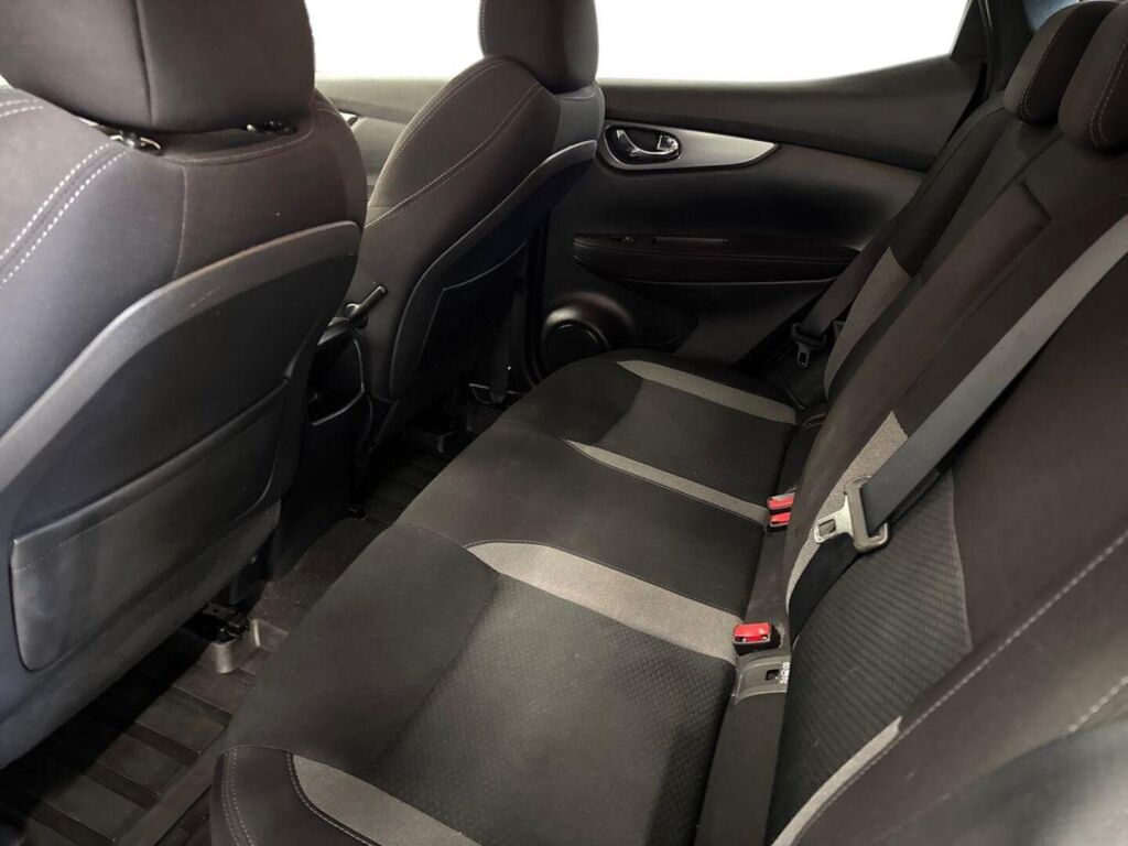 Nissan Qashqai 2018 Musta