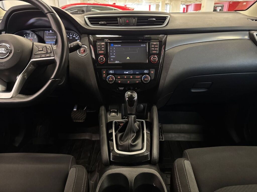 Nissan Qashqai 2018 Musta