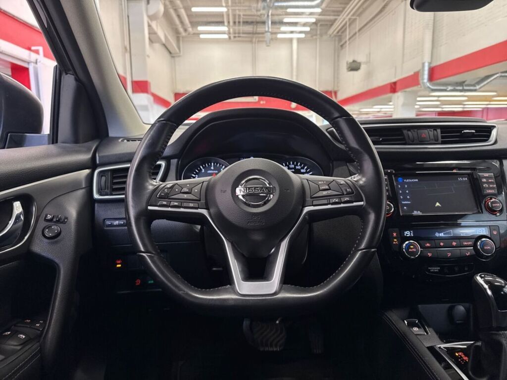 Nissan Qashqai 2018 Musta