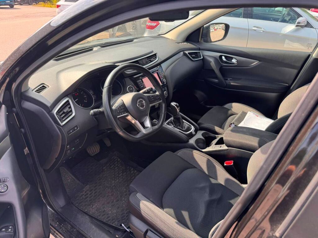 Nissan Qashqai 2018 Musta