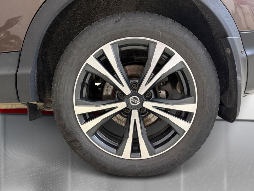 Nissan Qashqai 2018 Ruskea (beige)