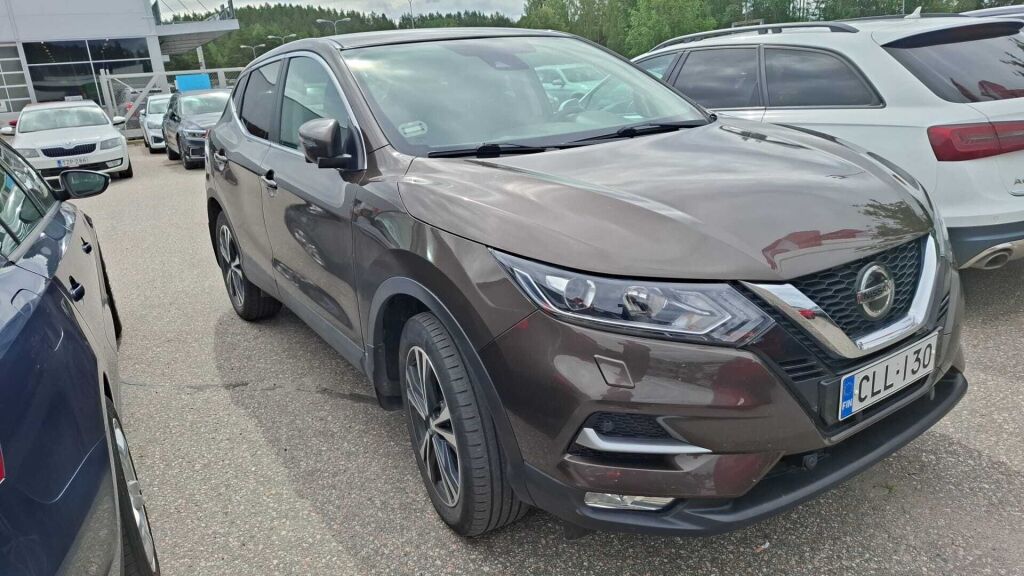 Nissan Qashqai 2018 Ruskea (beige)