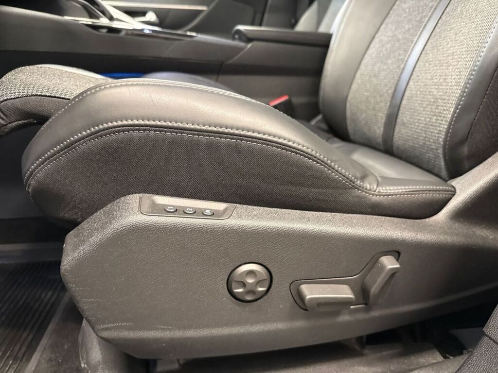 Peugeot 3008 2018 Valkoinen