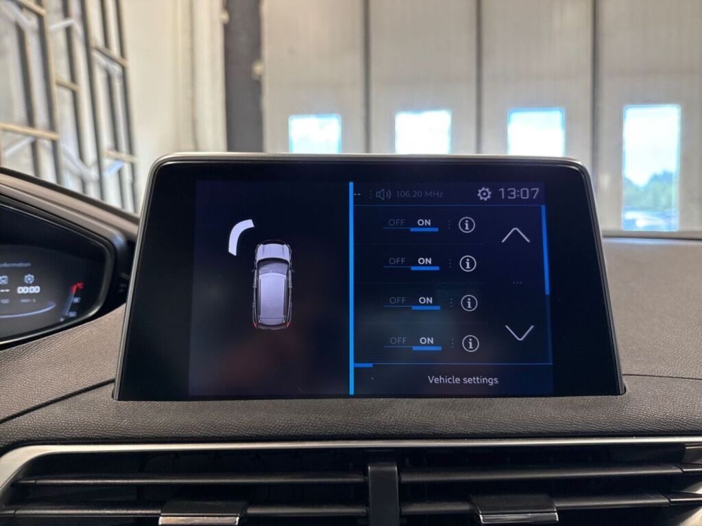 Peugeot 3008 2018 Valkoinen