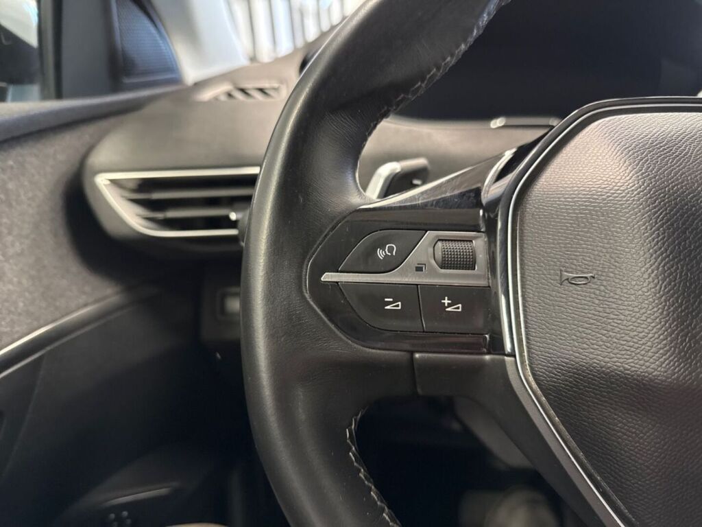 Peugeot 3008 2018 Valkoinen