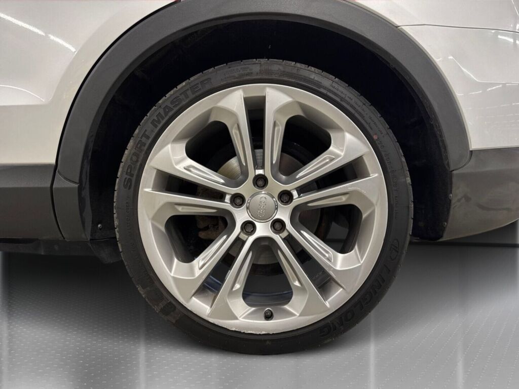 Audi Q3 2012 Hopea