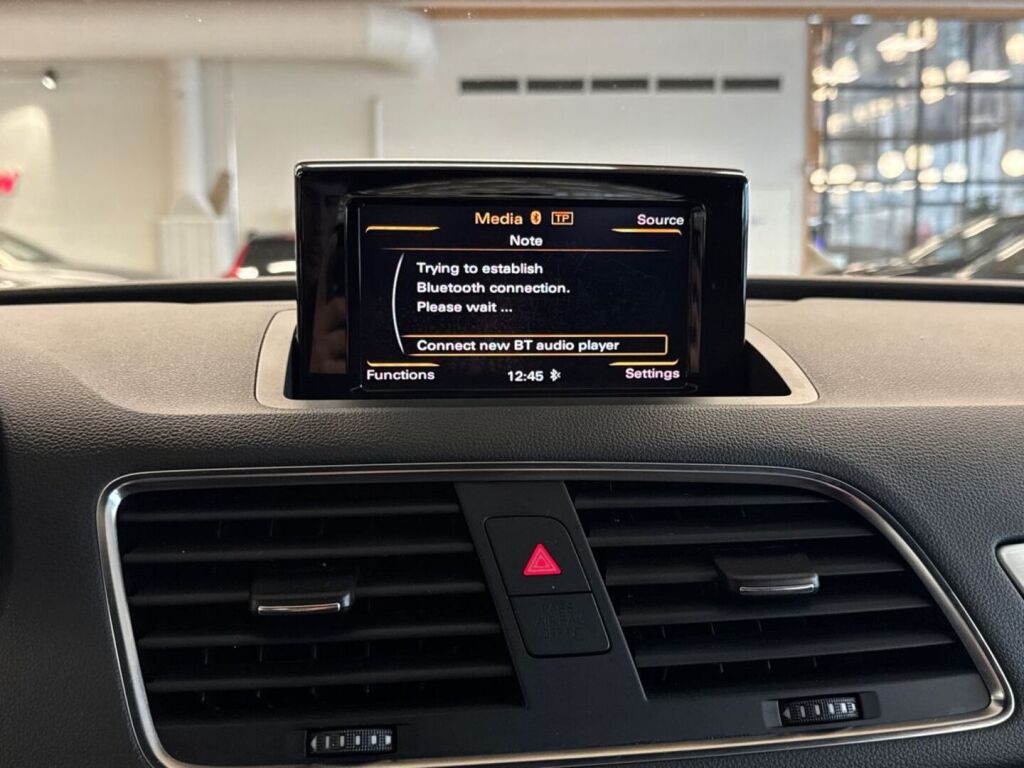 Audi Q3 2012 Hopea