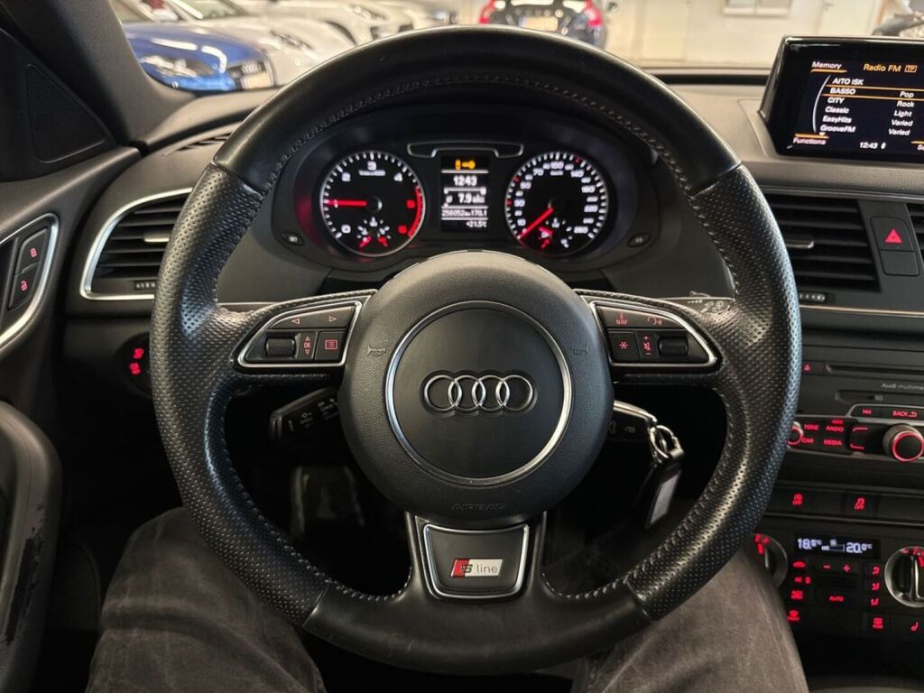 Audi Q3 2012 Hopea