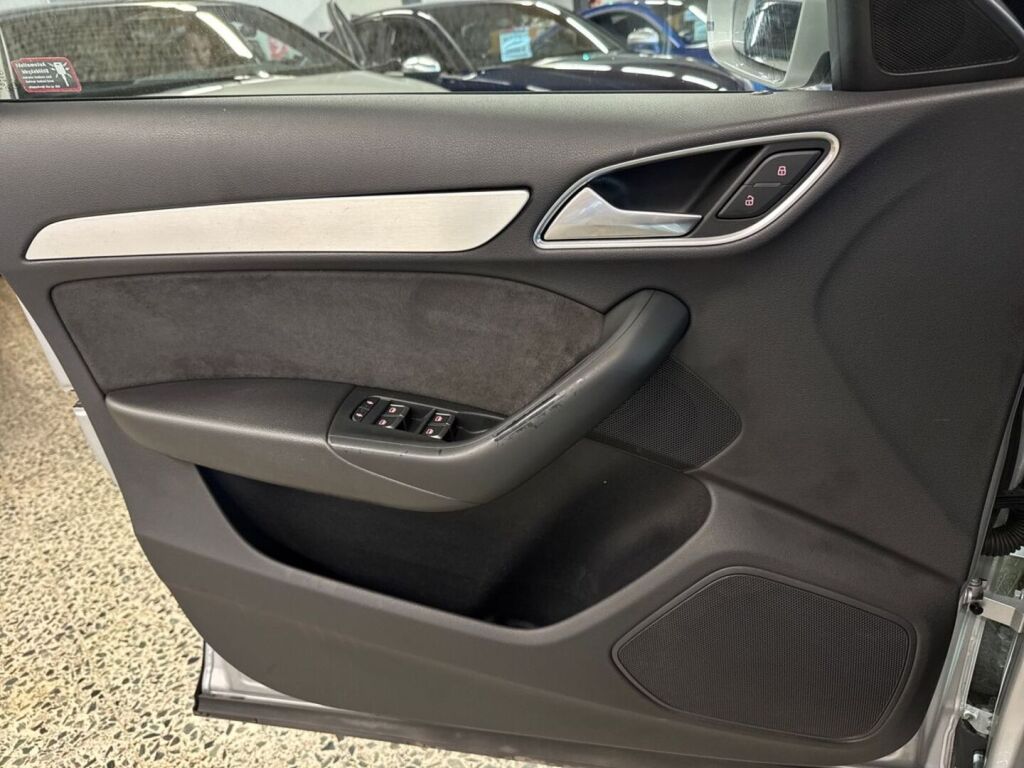 Audi Q3 2012 Hopea