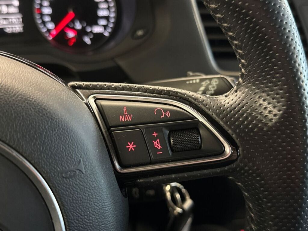 Audi Q3 2012 Hopea