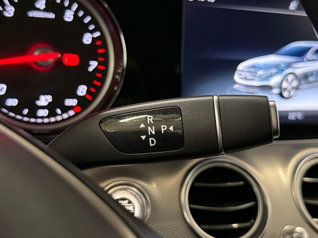 Mercedes-Benz E 2018 Valkoinen