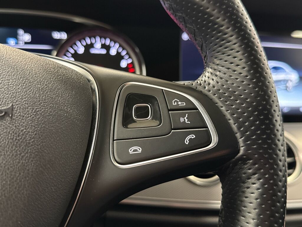 Mercedes-Benz E 2018 Valkoinen