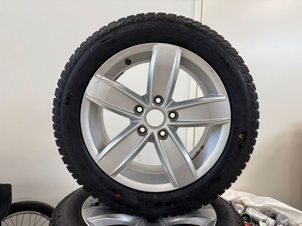 Volkswagen Golf Sportsvan 2018 Harmaa