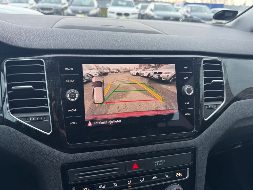Volkswagen Golf Sportsvan 2018 Sininen