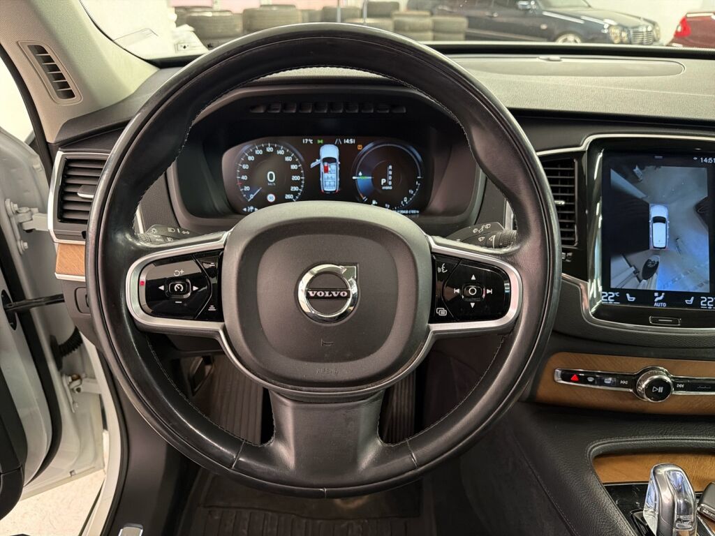 Volvo XC90 2018 Valkoinen