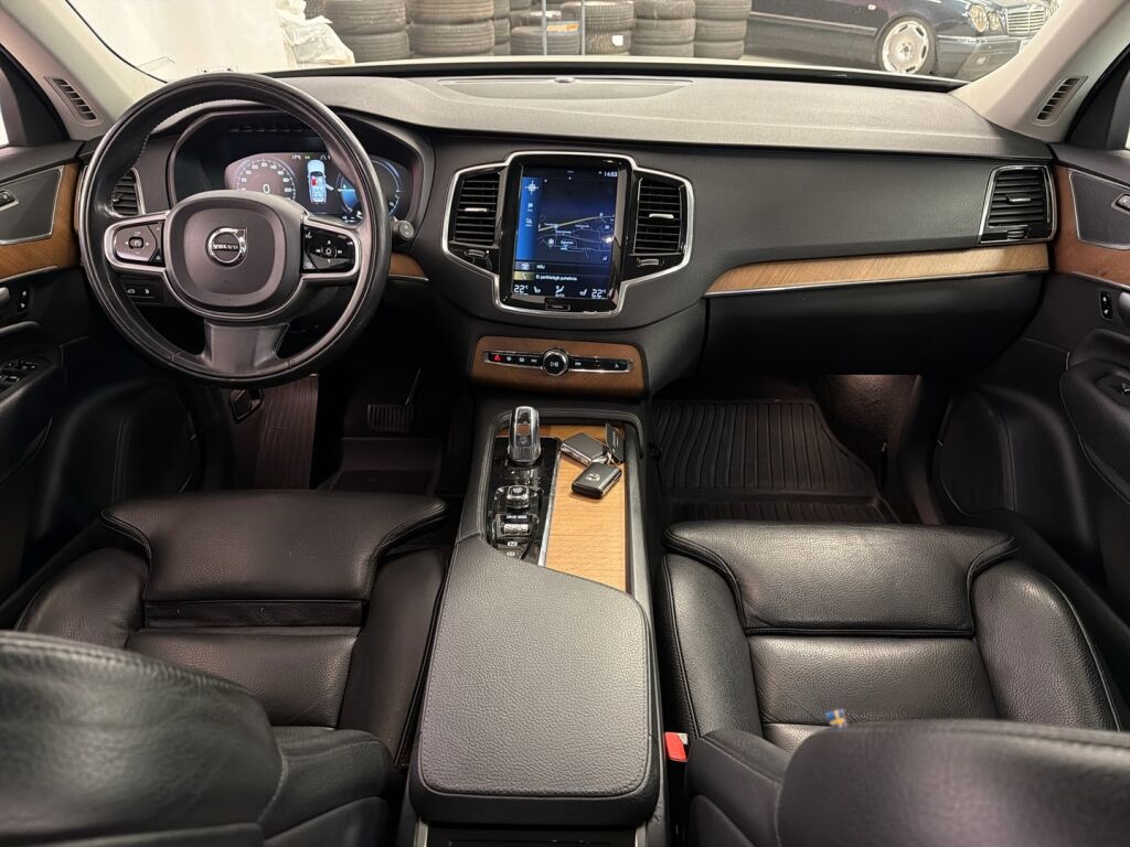 Volvo XC90 2018 Valkoinen