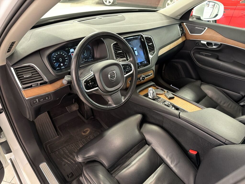 Volvo XC90 2018 Valkoinen