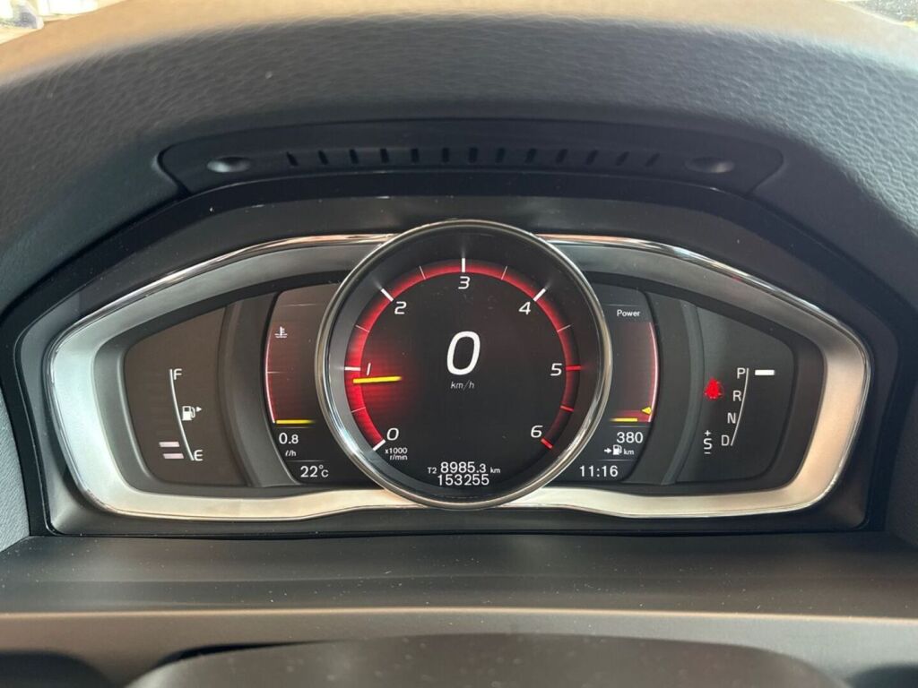 Volvo S60 2018 Metallinhohto Harmaa