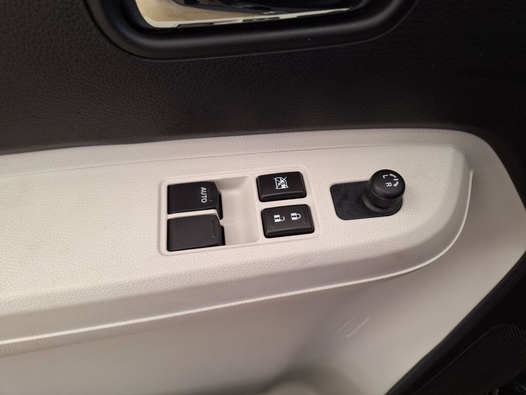 Suzuki Ignis 2018 Musta