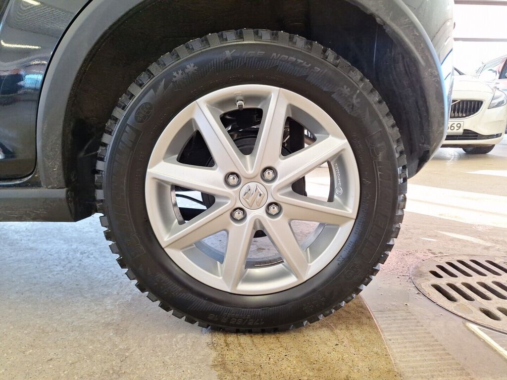 Suzuki Ignis 2018 Musta