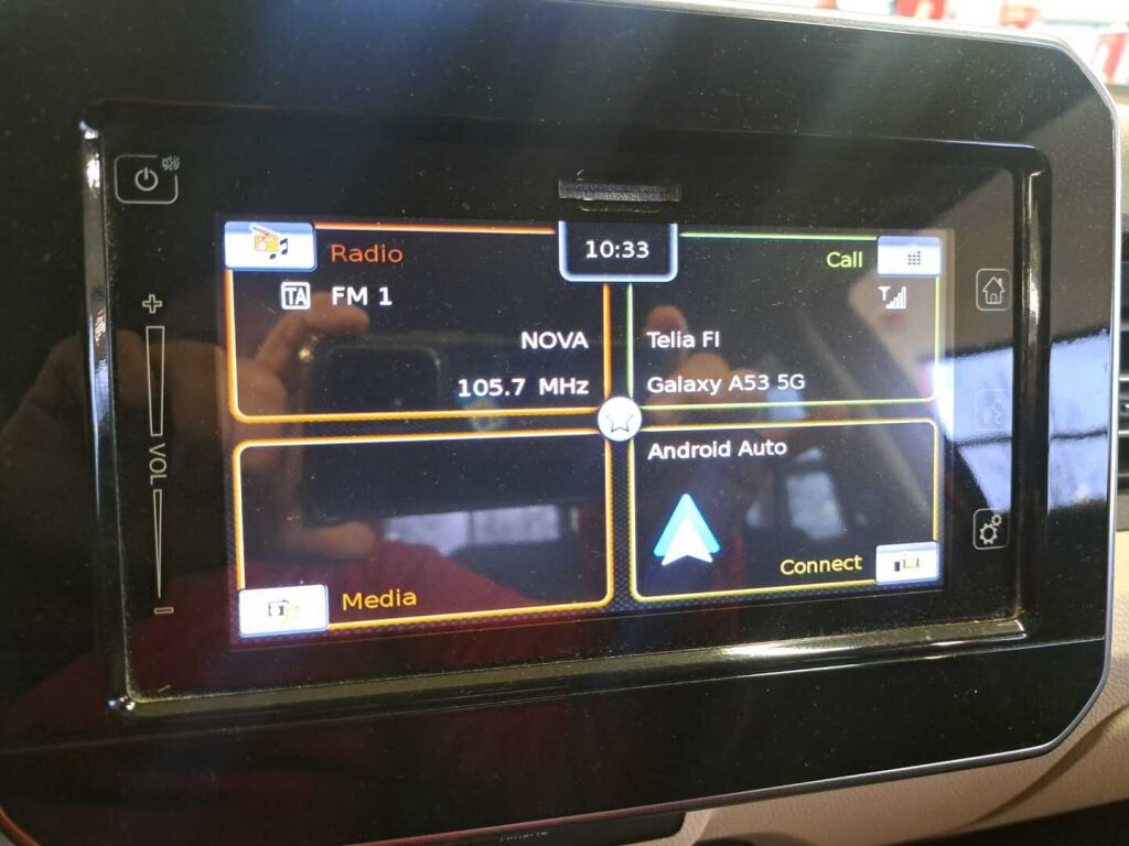 Suzuki Ignis 2018 Oranssi