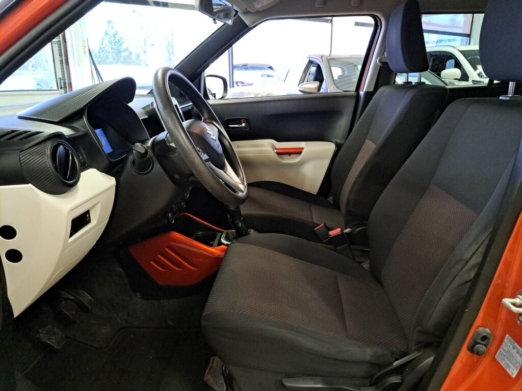 Suzuki Ignis 2018 Oranssi