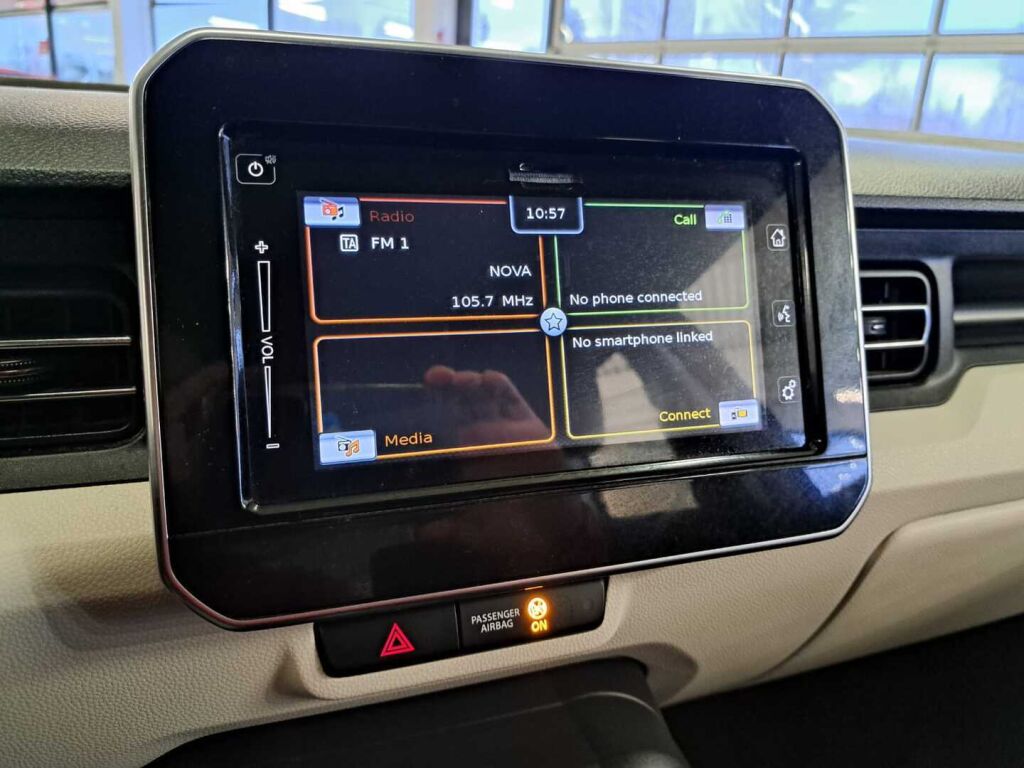 Suzuki Ignis 2018 Oranssi