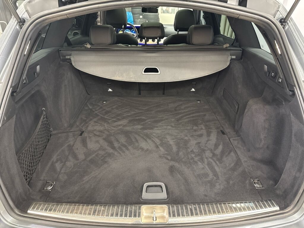 Mercedes-Benz E 2017 Harmaa