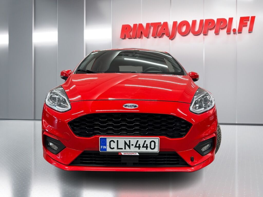 Ford Fiesta 2018 Punainen