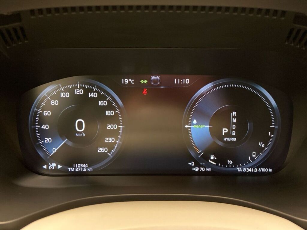 Volvo XC60 2018 Harmaa