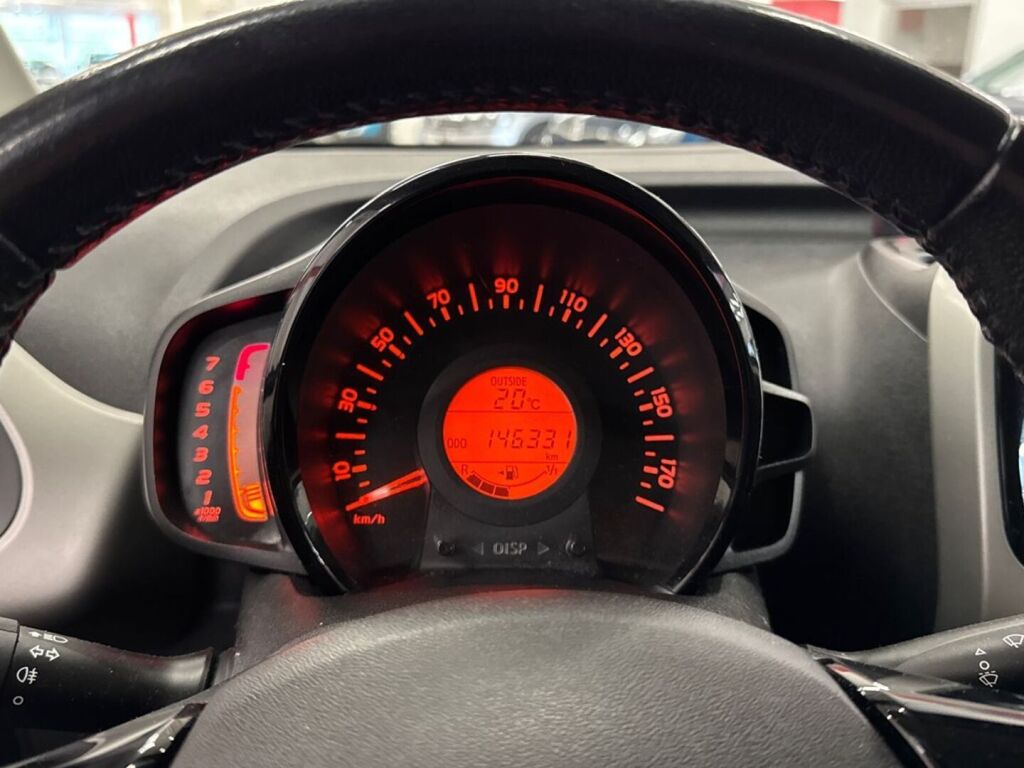 Toyota AYGO 2018 Valkoinen