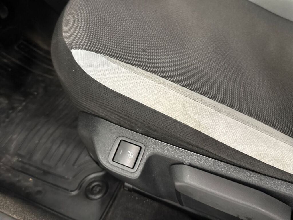 Toyota AYGO 2018 Valkoinen