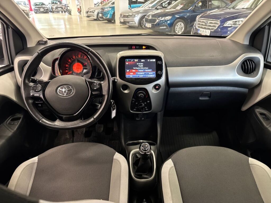 Toyota AYGO 2018 Valkoinen
