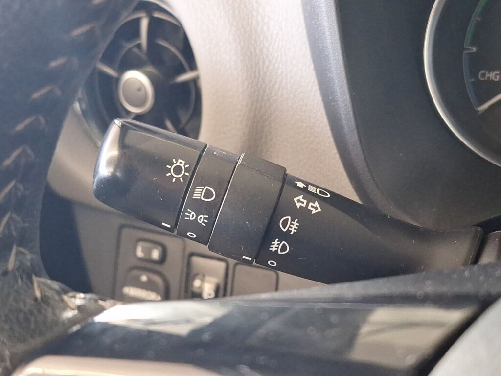 Toyota Yaris 2018 Punainen