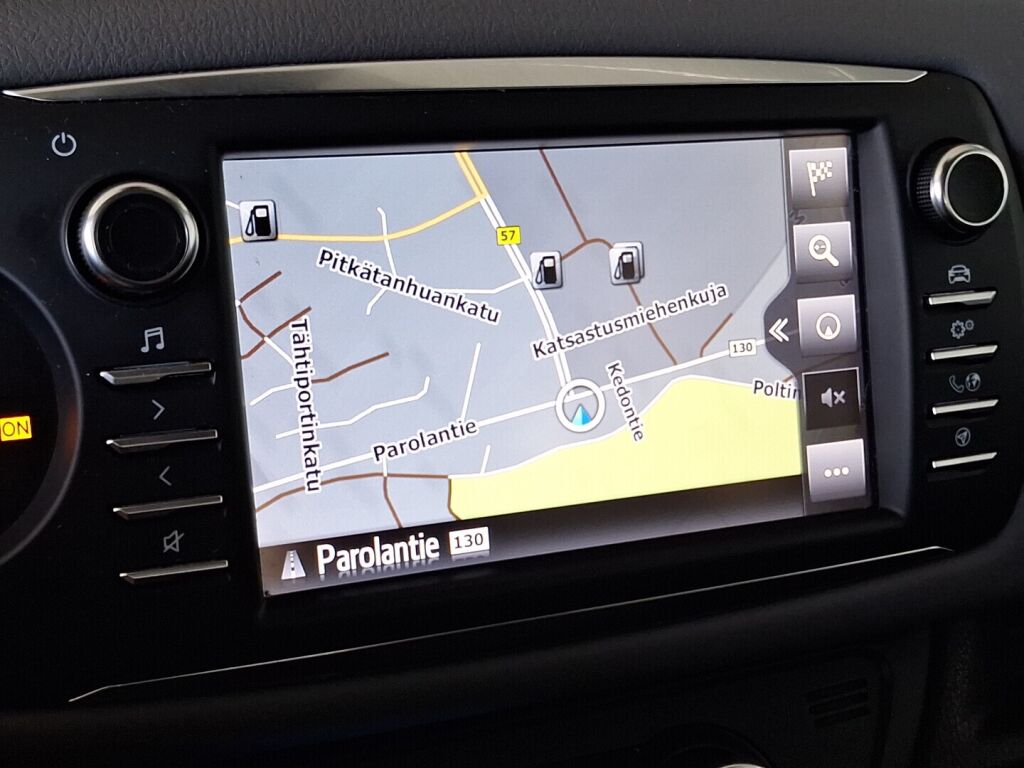 Toyota Yaris 2018 Punainen