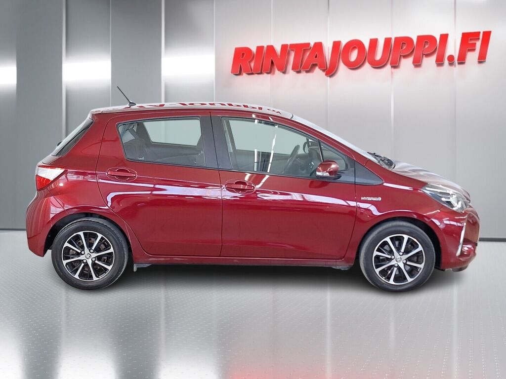Toyota Yaris 2018 Punainen